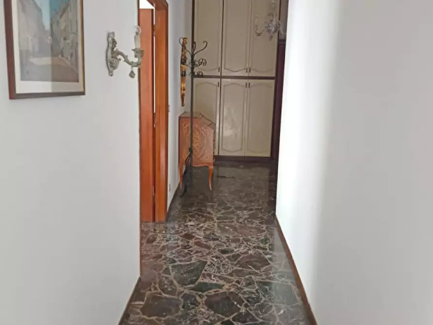 Immagine 9 di Appartamento in affitto  in Corso Indipendenza 59 a Casale Monferrato