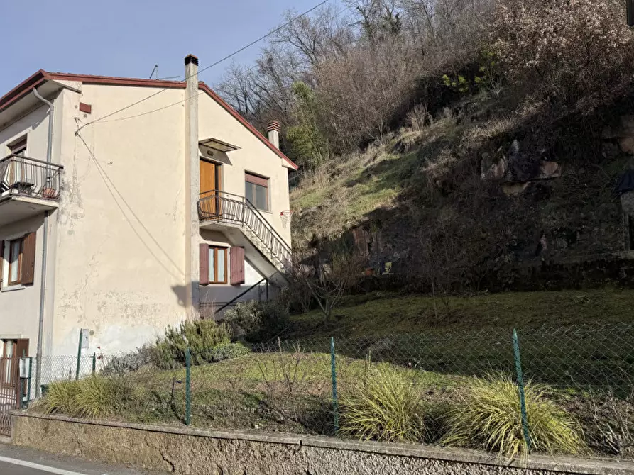 Immagine 20 di Villetta a schiera in vendita  a Badia Calavena