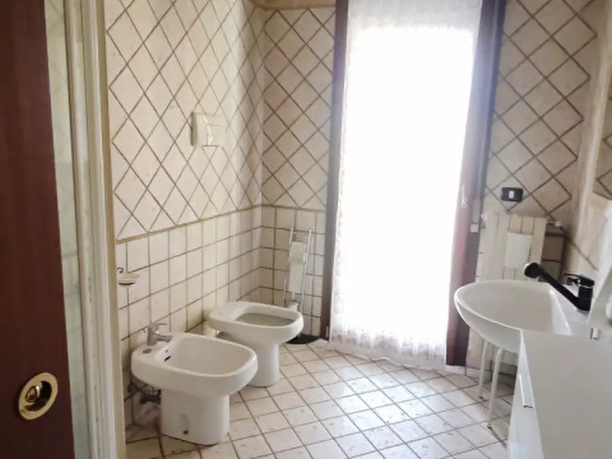 Immagine 9 di Appartamento in vendita  in Via Deledda 2 a Vanzago