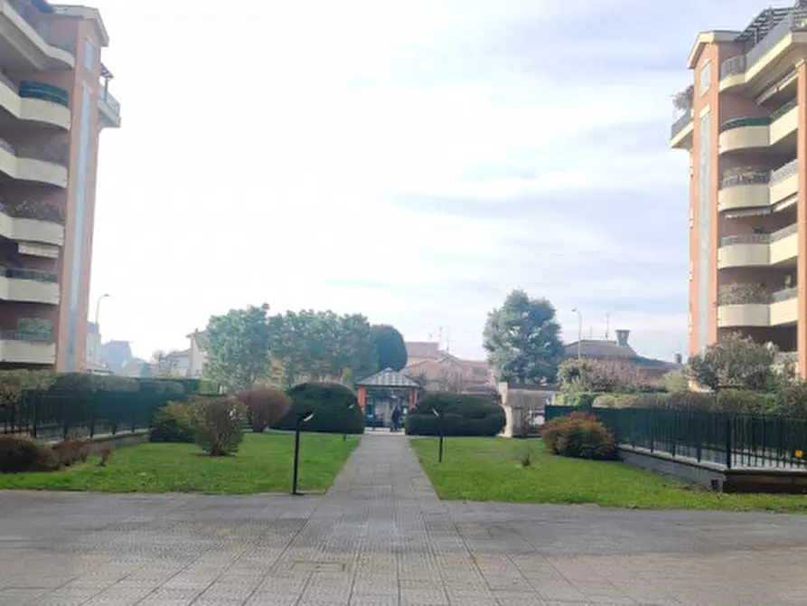 Immagine 20 di Appartamento in vendita  in Via Deledda 2 a Vanzago