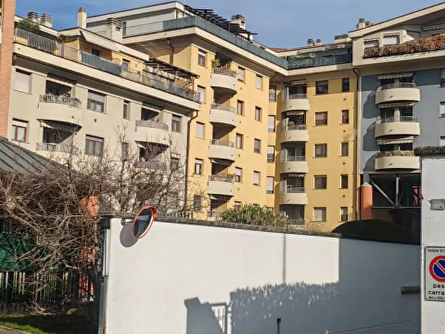 Immagine 21 di Appartamento in vendita  in Via Deledda 2 a Vanzago