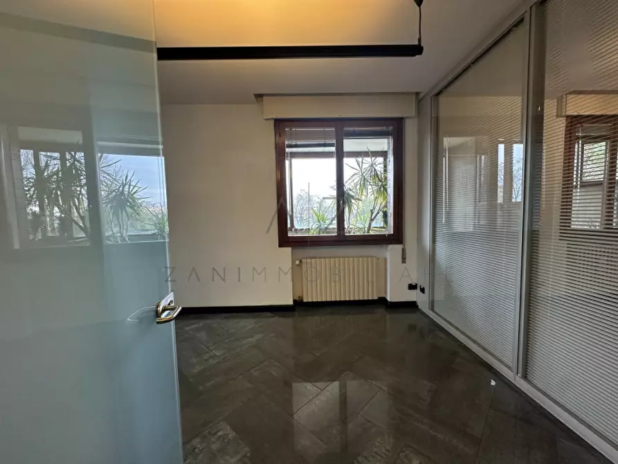 Immagine 9 di Ufficio in vendita  in Via Romagna a Castelfranco Veneto