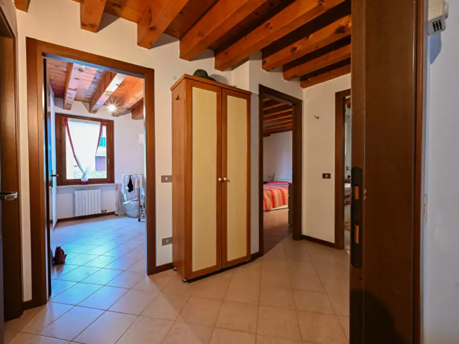 Immagine 4 di Appartamento in vendita  in Via Primo Maggio a Zevio