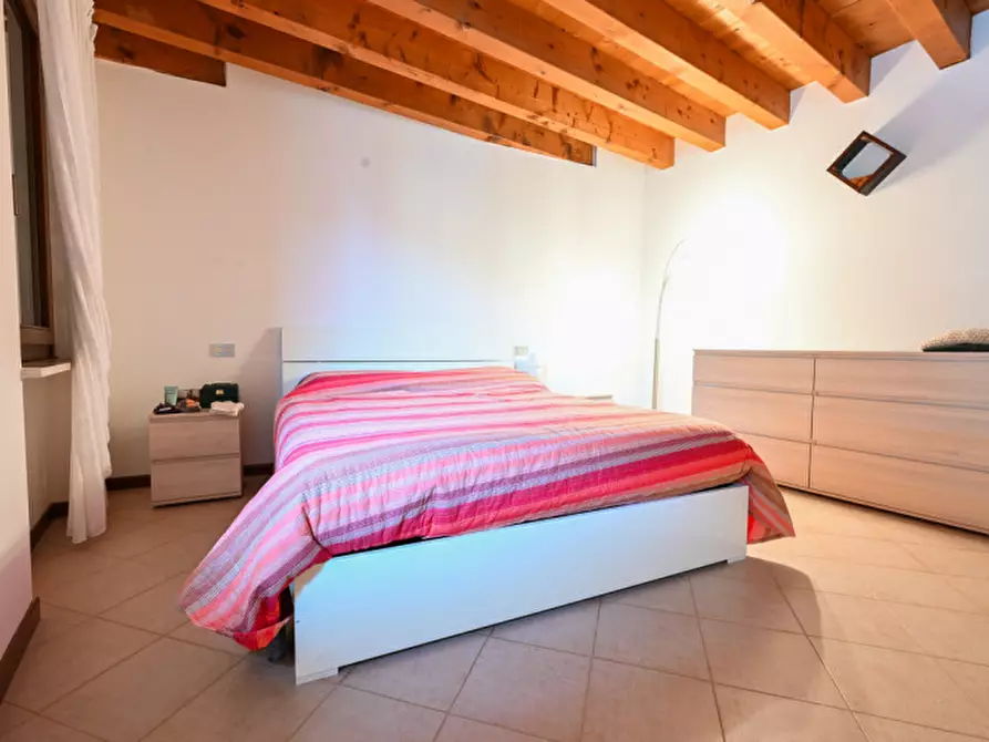 Immagine 5 di Appartamento in vendita  in Via Primo Maggio a Zevio