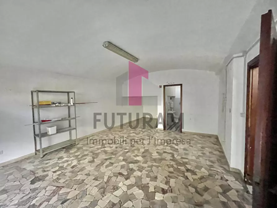Immagine 15 di Negozio in affitto  in VIA ROMA 1 a Montegalda