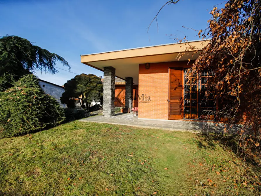 Immagine 2 di Villa in vendita  in Vicolo Fornace n. 30 a Bosconero