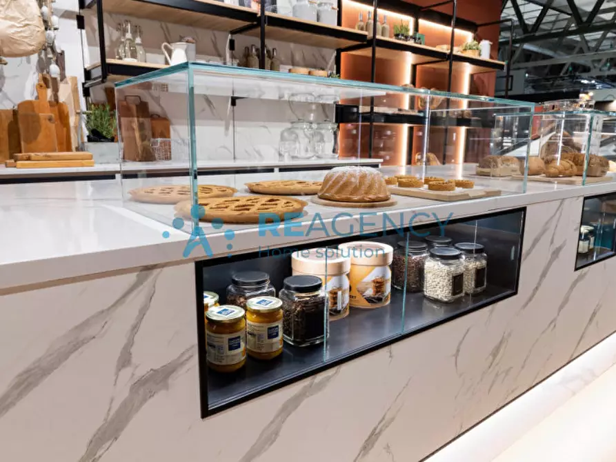 Immagine 3 di Attività commerciale in vendita  in Corso Andrea Palladio a Vicenza