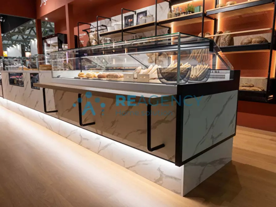 Immagine 4 di Attività commerciale in vendita  in Corso Andrea Palladio a Vicenza