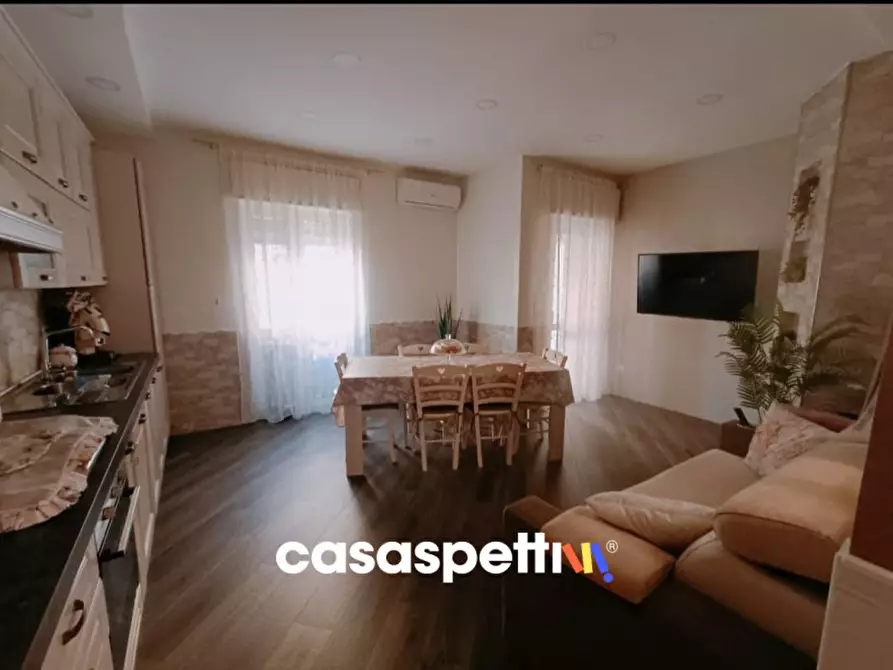 Immagine 1 di Appartamento in vendita  in Strada Napoli, 281 a Castellammare Di Stabia