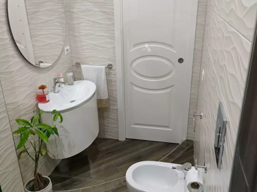 Immagine 16 di Appartamento in vendita  in Strada Napoli, 281 a Castellammare Di Stabia