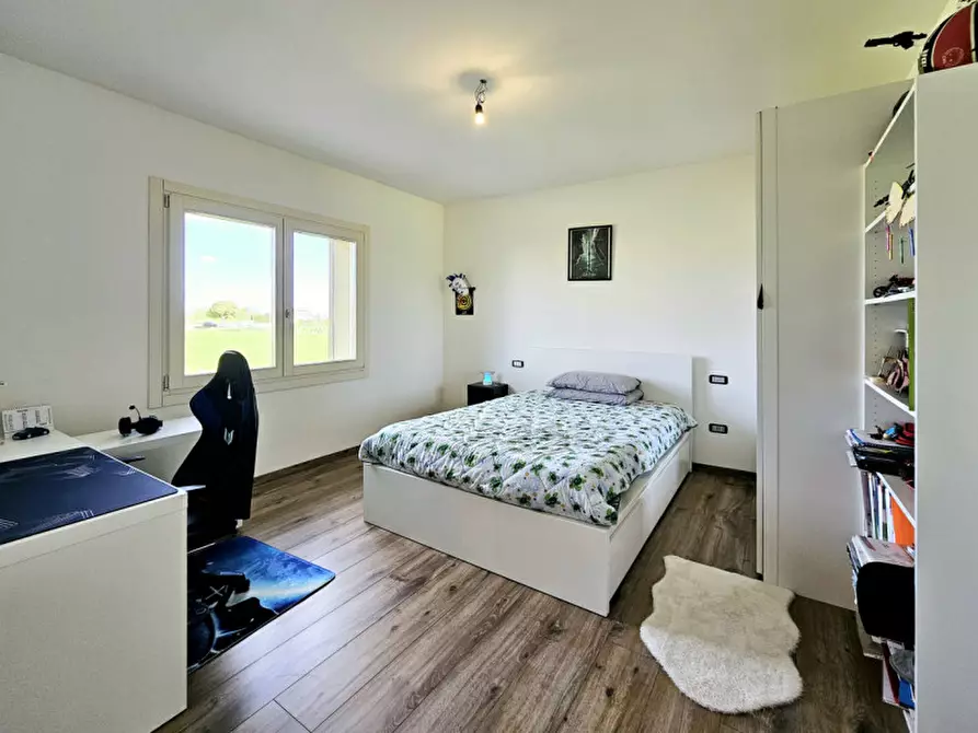 Immagine 10 di Casa indipendente in vendita  in VIA PONTE a Anguillara Veneta