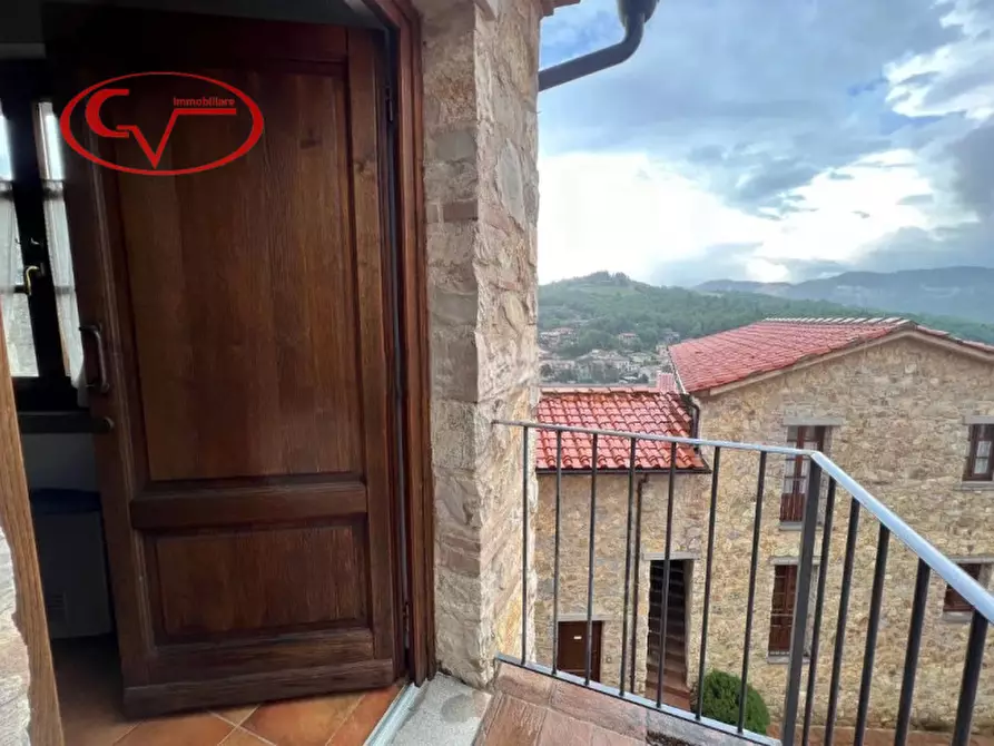 Immagine 2 di Appartamento in vendita  in Via Roma a Gaiole In Chianti