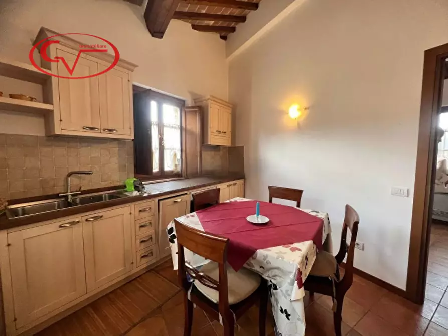 Immagine 5 di Appartamento in vendita  in Via Roma a Gaiole In Chianti