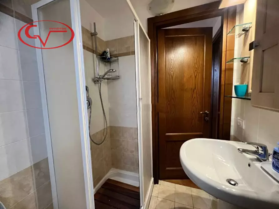 Immagine 10 di Appartamento in vendita  in Via Roma a Gaiole In Chianti