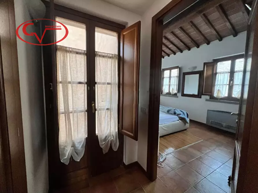 Immagine 15 di Appartamento in vendita  in Via Roma a Gaiole In Chianti