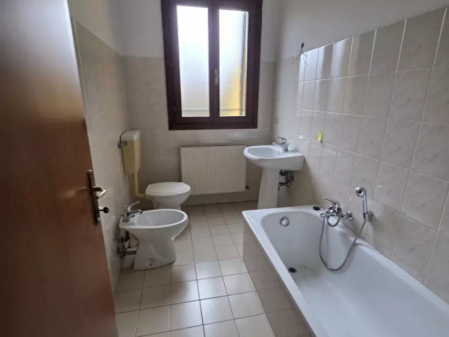 Immagine 8 di Appartamento in vendita  in via michele sanmicheli, 7/g a Padova