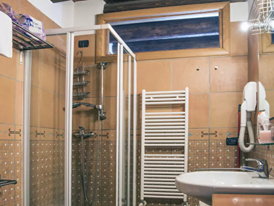 Immagine 7 di Appartamento in affitto  a Tregnago