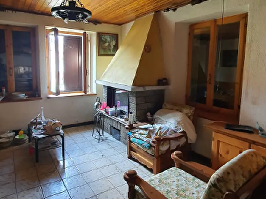 Immagine 3 di Casa indipendente in vendita  in Bia Broz, 30 a Tambre