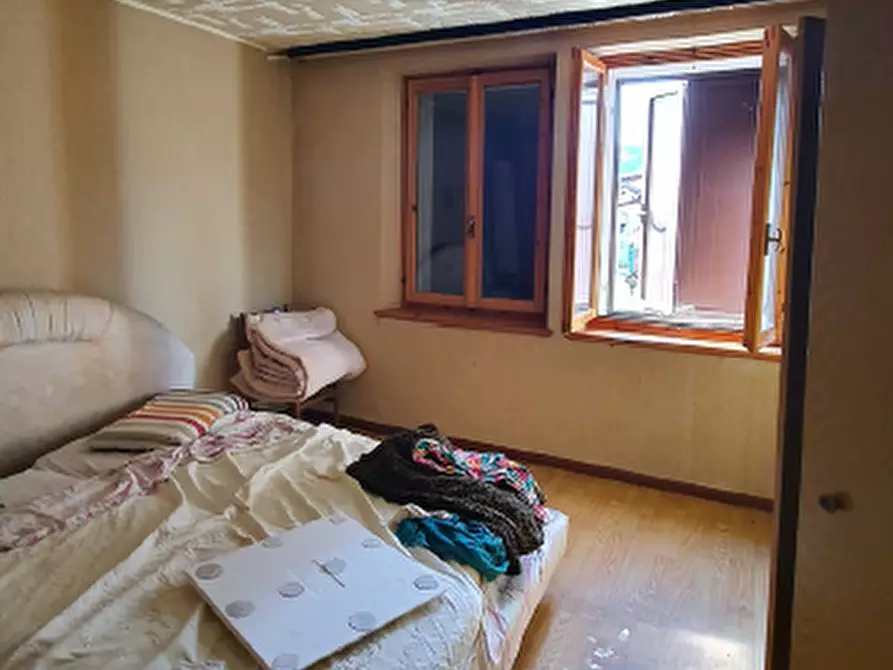 Immagine 10 di Casa indipendente in vendita  in Bia Broz, 30 a Tambre