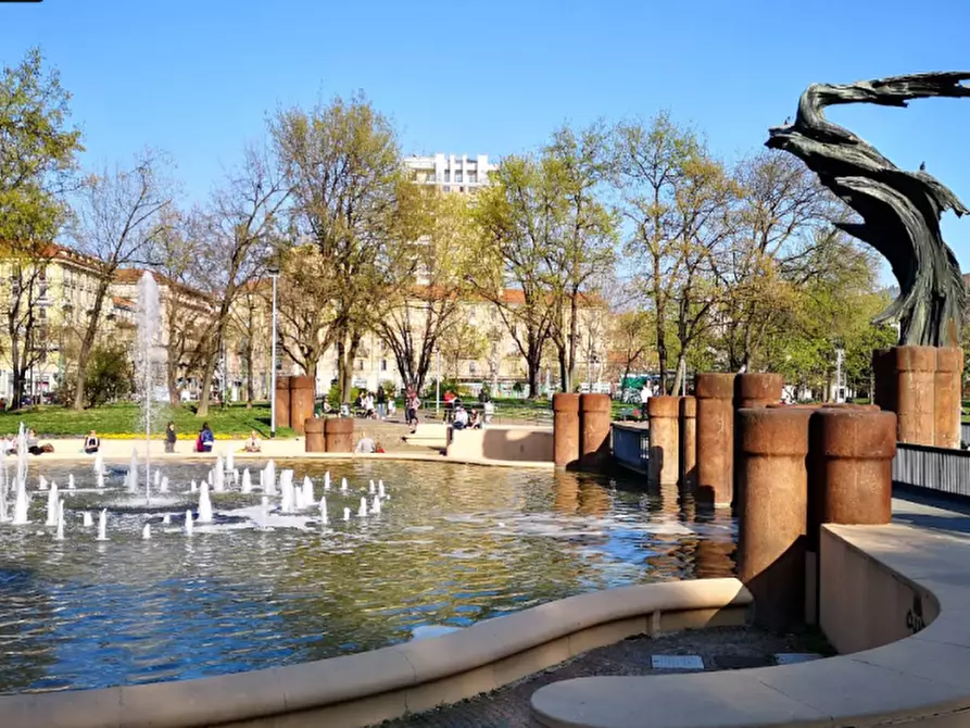 Immagine 7 di Appartamento in vendita  in Piazza Giuseppe Grandi a Milano