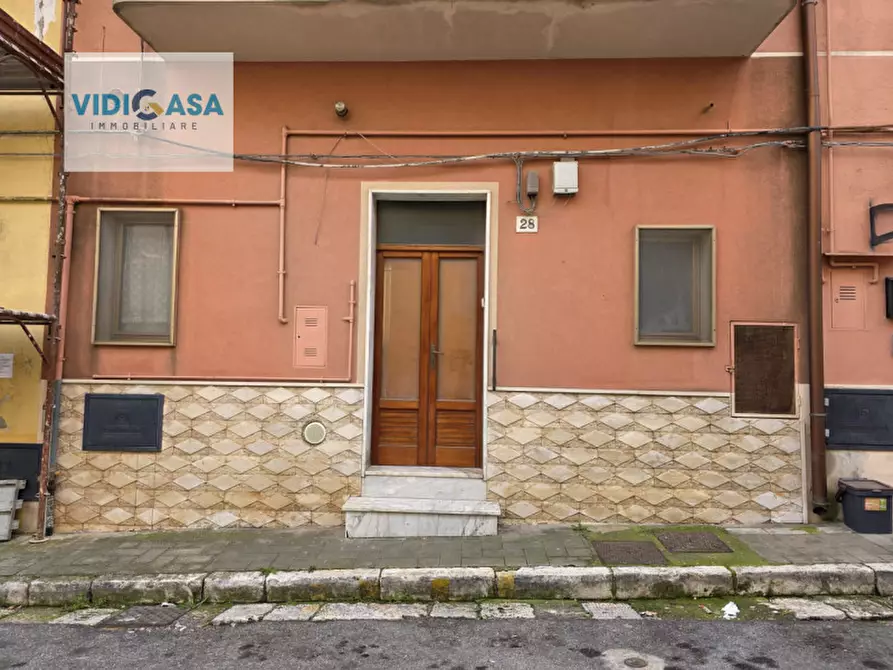 Immagine 2 di Appartamento in vendita  in Via Gioacchino Rossini 28 a Montescaglioso