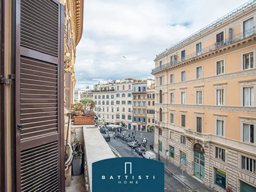 Immagine 5 di Appartamento in vendita  in Via Arenula a Roma