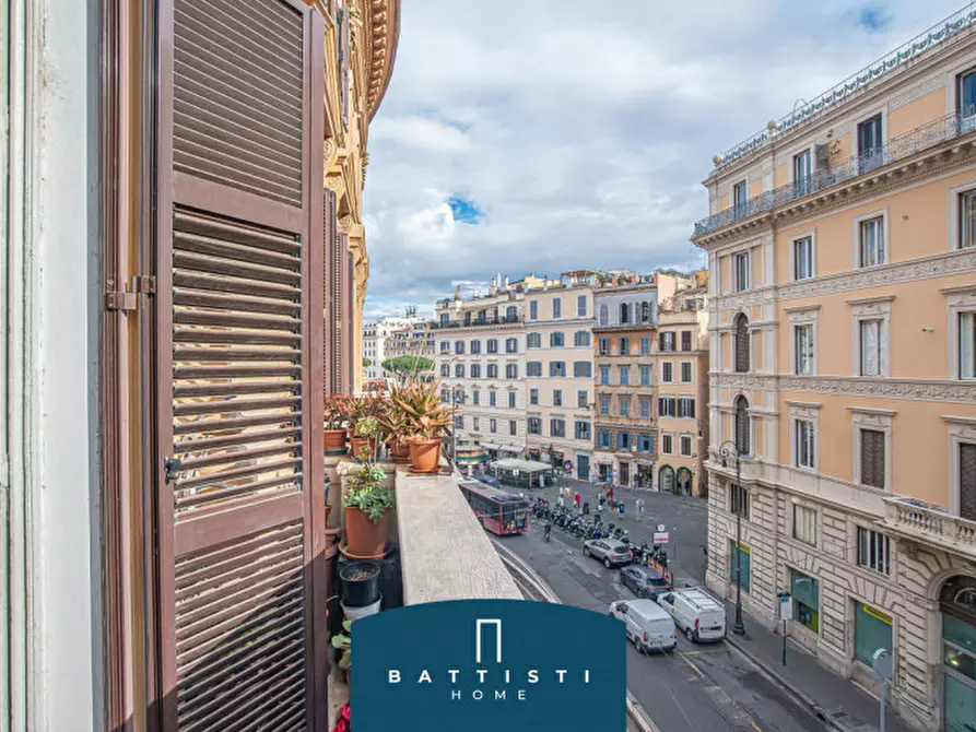 Immagine 9 di Appartamento in vendita  in Via Arenula a Roma