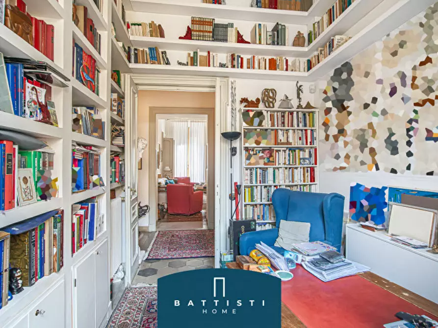 Immagine 18 di Appartamento in vendita  in Via Arenula a Roma