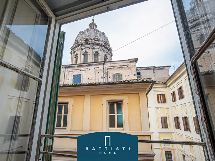 Immagine 21 di Appartamento in vendita  in Via Arenula a Roma