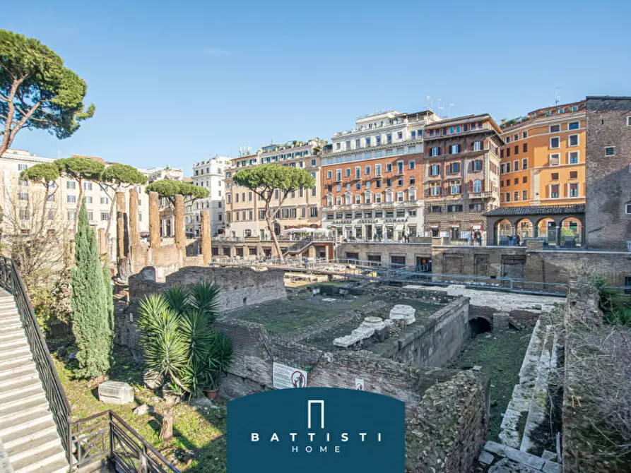 Immagine 34 di Appartamento in vendita  in Via Arenula a Roma