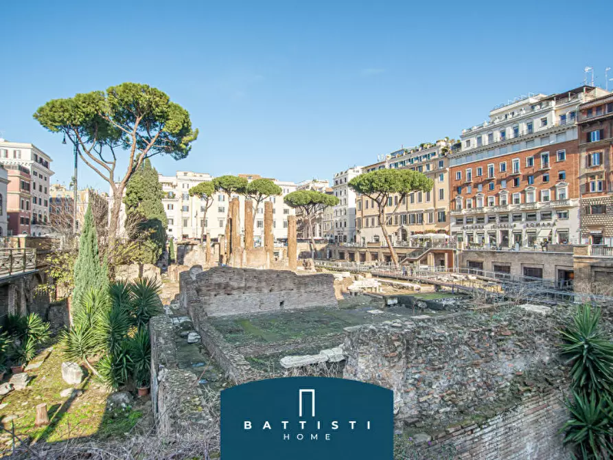 Immagine 38 di Appartamento in vendita  in Via Arenula a Roma