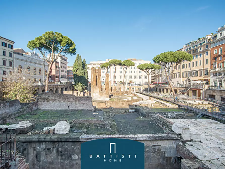 Immagine 39 di Appartamento in vendita  in Via Arenula a Roma