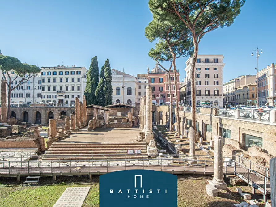 Immagine 36 di Appartamento in vendita  in Via Arenula a Roma