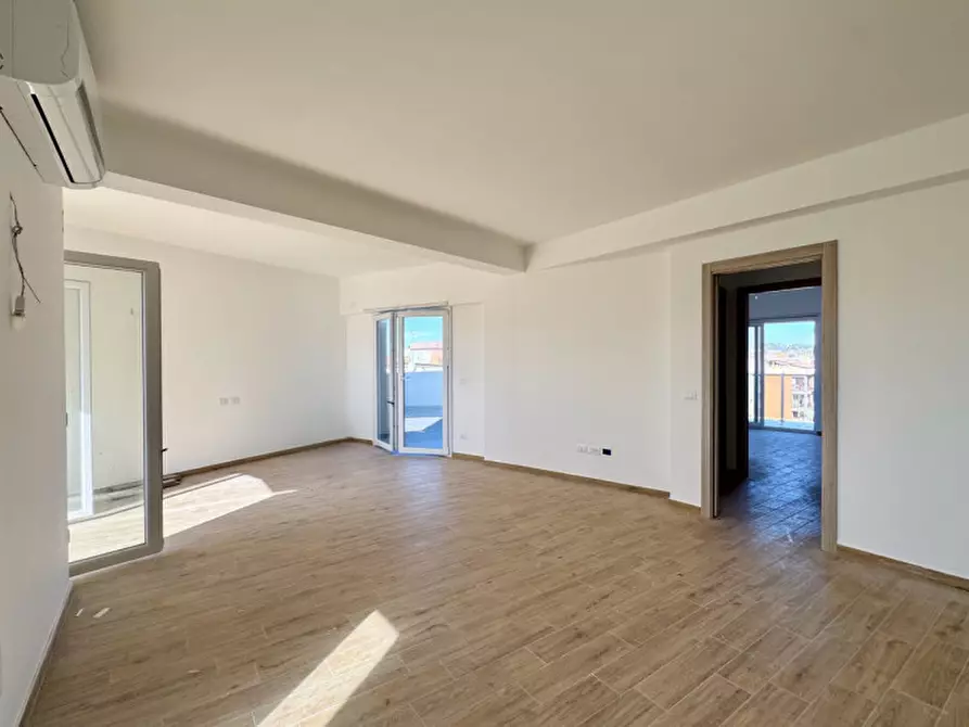 Immagine 5 di Attico in vendita  in Via San Giovanni a Milazzo