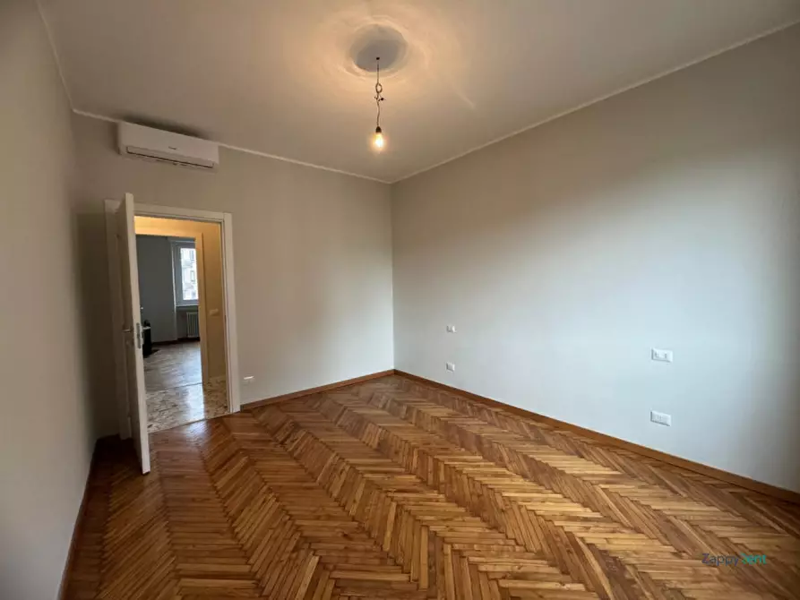 Immagine 9 di Appartamento in affitto  in Viale Lucania, 8 a Milano