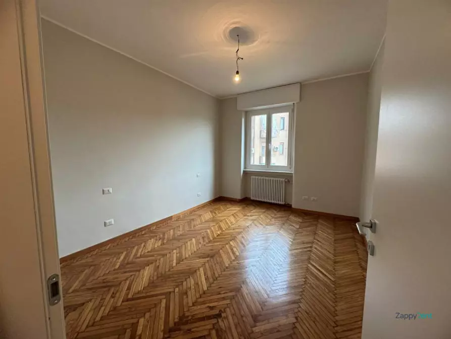 Immagine 11 di Appartamento in affitto  in Viale Lucania, 8 a Milano