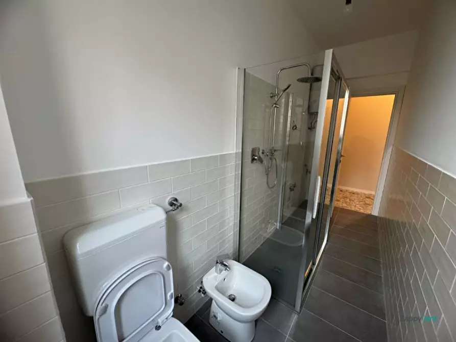 Immagine 13 di Appartamento in affitto  in Viale Lucania, 8 a Milano