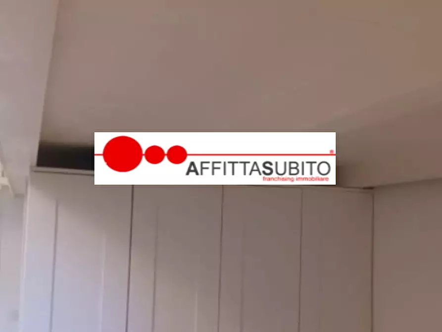 Immagine 6 di Appartamento in affitto  in Via s filippo, 11 a Napoli