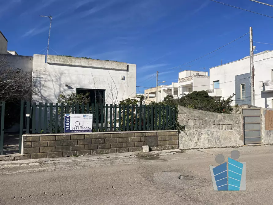 Immagine 20 di Villa in vendita  in Lungomare Giacomo Matteotti a Melendugno