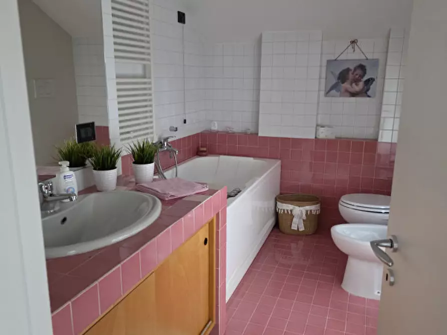 Immagine 18 di Appartamento in vendita  a Padova