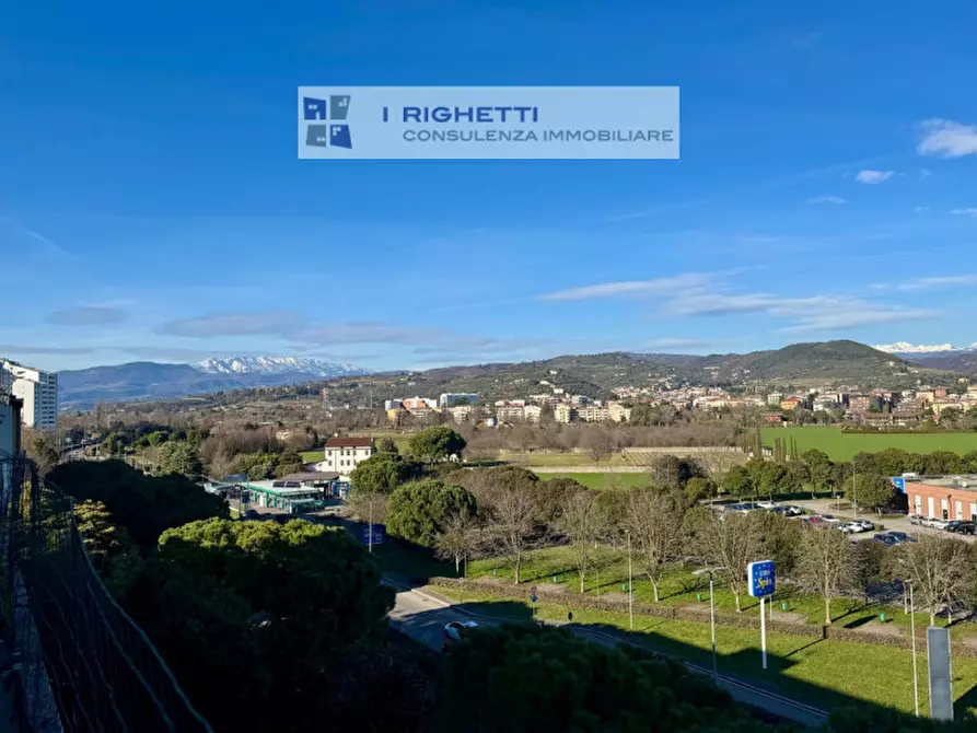 Immagine 2 di Appartamento in vendita  in Via Angelo Emo a Verona