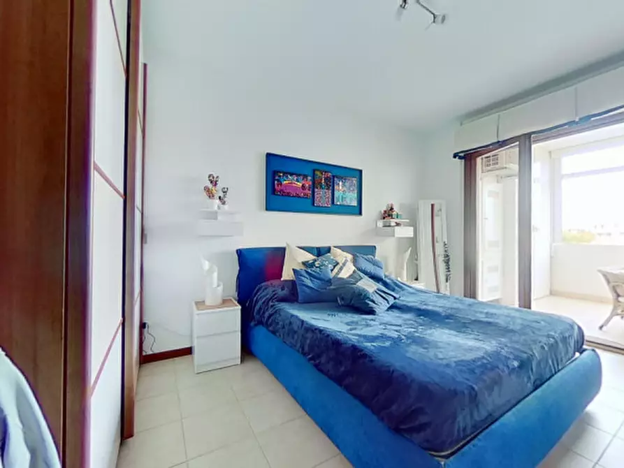 Immagine 14 di Appartamento in affitto  in Via Giuseppe Berto a Roma