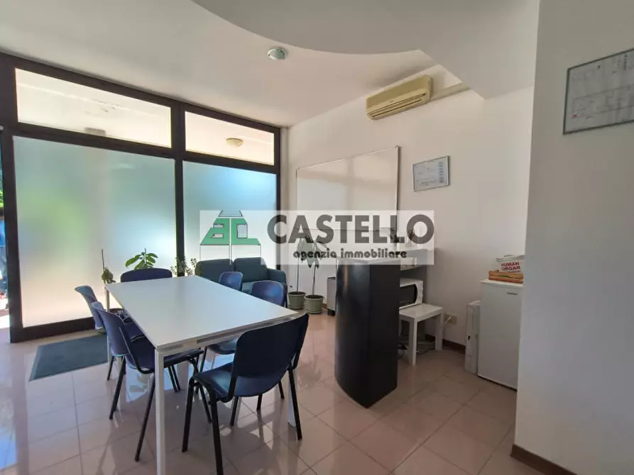 Immagine 3 di Ufficio in vendita  in Viale della Rimembranza 35 a Limena