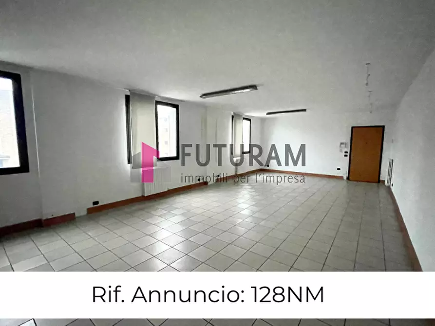 Immagine 1 di Ufficio in affitto  in VIA LONGHIN 1 a Padova