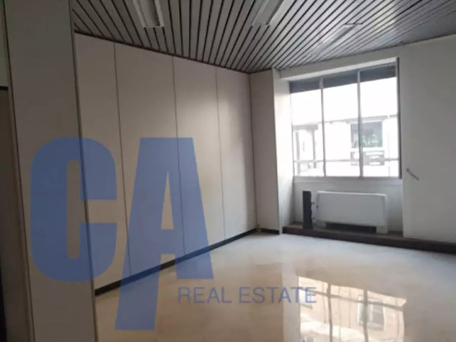 Immagine 1 di Ufficio in affitto  in PIAZZA DUCA D'AOSTA a Milano