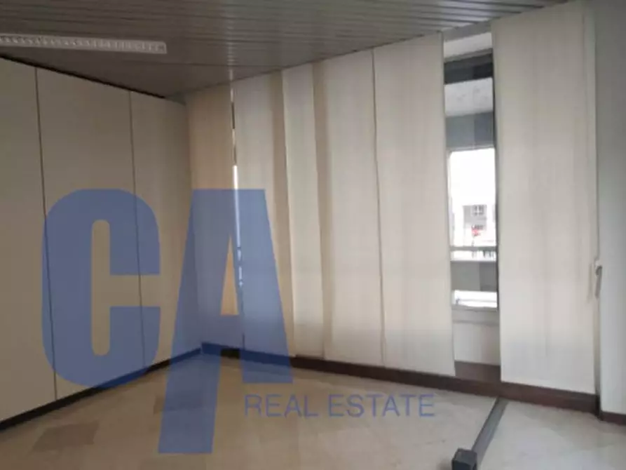 Immagine 9 di Ufficio in affitto  in PIAZZA DUCA D'AOSTA a Milano