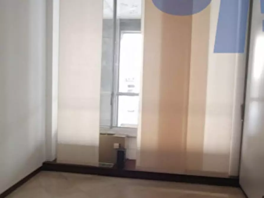 Immagine 18 di Ufficio in affitto  in PIAZZA DUCA D'AOSTA a Milano