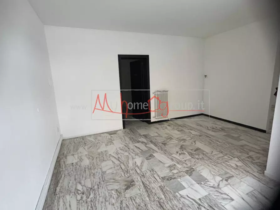 Immagine 17 di Negozio in affitto  in Via Campania a Rubano