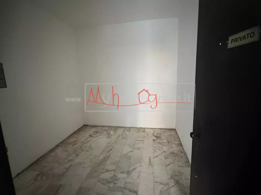 Immagine 18 di Negozio in affitto  in Via Campania a Rubano