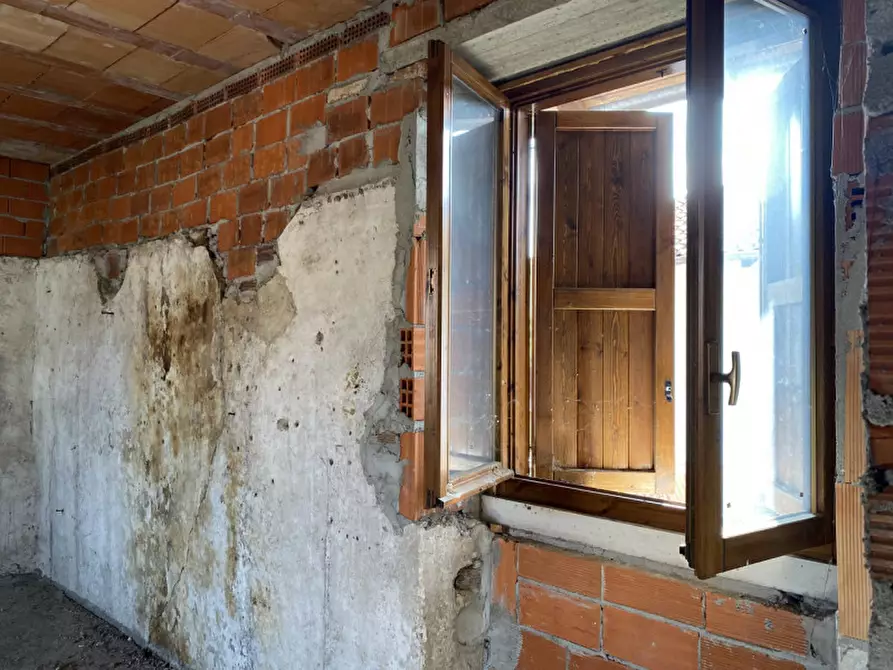 Immagine 9 di Casa indipendente in vendita  in Via Dante Alighieri a Fontaneto D'agogna